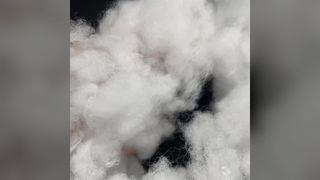 6. Fibra ultrafina y suave, fibra tratada con silicona para control de temperatura PCM para prendas cálidas