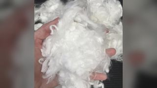 Fibra de almacenamiento de energía con cambio de fase 2D×25 mm, fibra discontinua lisa tratada con aceite de silicio para textiles Filli