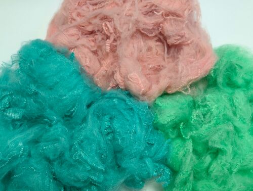 Últimas noticias de la empresa sobre The difference between aramid pulp and liquid dyed aramid fiber