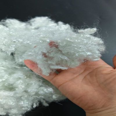 comprar Fibra HCS reciclada de 7D*64 mm de poliéster siliconizado fabricación en línea