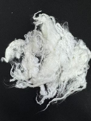 Un buen precio. Fibra de grapa retardante de fuego de acción rápida con propiedades de autoextinción para espacios públicos en línea