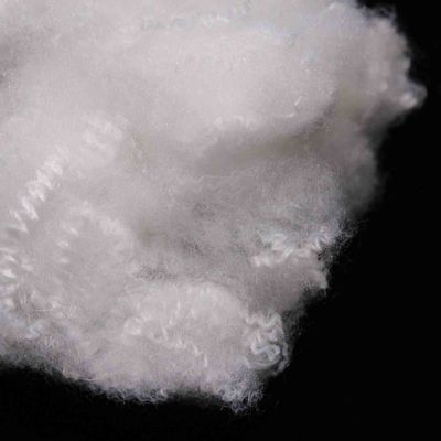 Un buen precio. Fibra retardante de llama PET reciclado 8D Fibra de poliéster a prueba de fuego para el material de llenado en línea