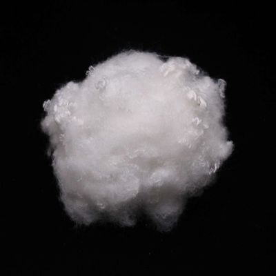 Un buen precio. A1 Fibra de grapa de poliéster regenerada blanca retardante de llama para colchón en línea