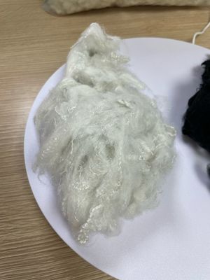 Un buen precio. Fibra discontinua de poliéster 0.7D×32mm, Punto de fusión de 110-260°C Fibra textil sintética en línea