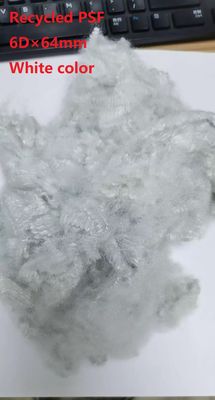 Un buen precio. 6D×64mm Fibra grapada de poliéster no tejida de acolchado Fibra grapada de poliéster con patrón no siliconizado en línea
