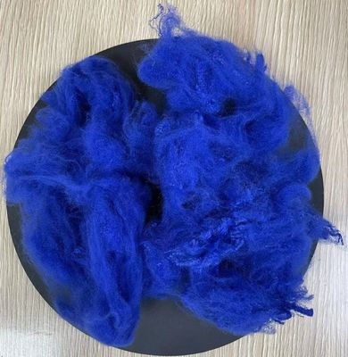 calidad Fibra de grapa de poliéster reciclado 4.5D 51mm piedra preciosa azul fábrica