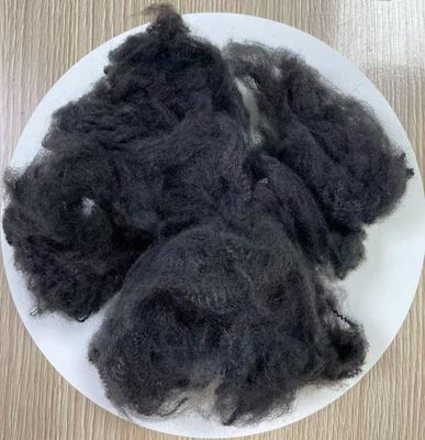 Un buen precio. Fibra de poliéster reciclado en grapa 6D 65mm Gris Oscuro en línea
