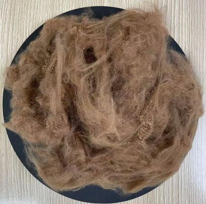 Un buen precio. Fibra de grapa de poliéster reciclado 2.5D 51mm Café en línea