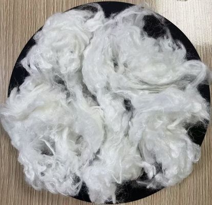 Un buen precio. Fibra de grapa viscosa de alto brillo 1.7D 51mm Blanco en línea