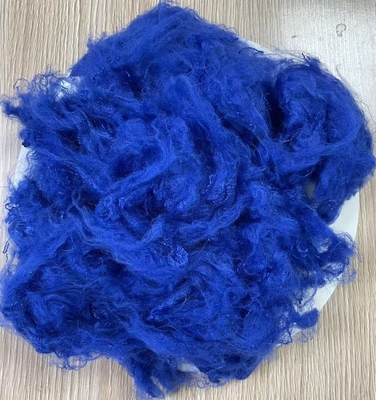 Un buen precio. Fibra de repuesto de poliéster reciclado 1.5D 38mm zafiro azul de grado A en línea