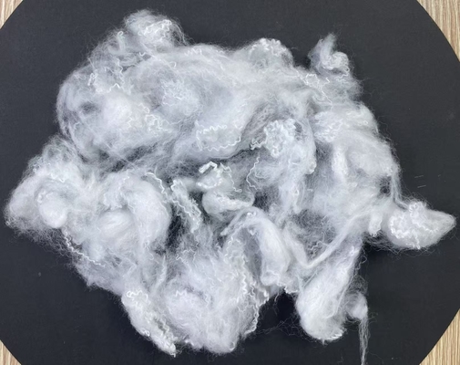 Un buen precio. Fibra de grapa de poliéster reciclado 2.5D de alta absorción en línea