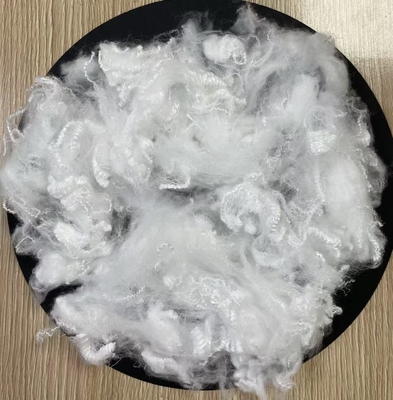 Un buen precio. Fibra de grapa de poliéster virgen 1.56dtex 51mm Blanco Alta durabilidad en línea