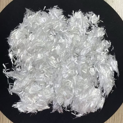 Un buen precio. Fibra PET de 25 micrómetros para el refuerzo del hormigón 0,91 G/cm3 en línea