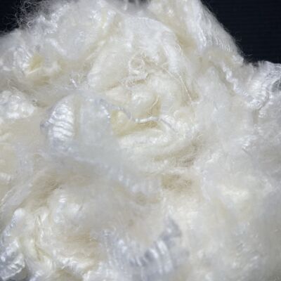 Un buen precio. 1.5D×38mm Fibra retardante de llama acrílica de alta resistencia para aplicaciones textiles industriales en línea