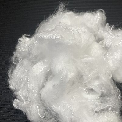 Un buen precio. Fibra cortada de polipropileno blanco 2D×51 mm, ligera y duradera para materiales de filtro y relleno en línea